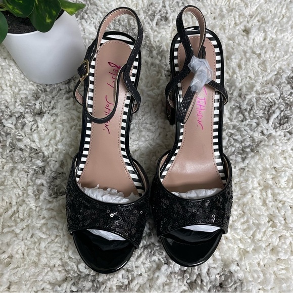 Betsey Johnson Alaia Black Plaid Sequin Crystal Platform Heels size 8 - Picture 9 of 9